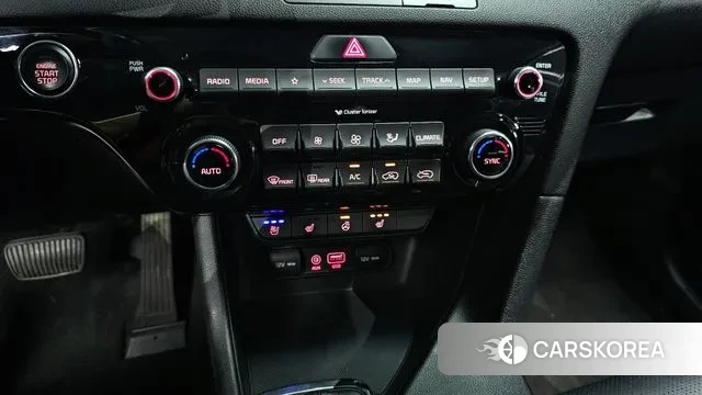 Kia Sportage 4th Generation 2018 Белый из Кореи, фото 3