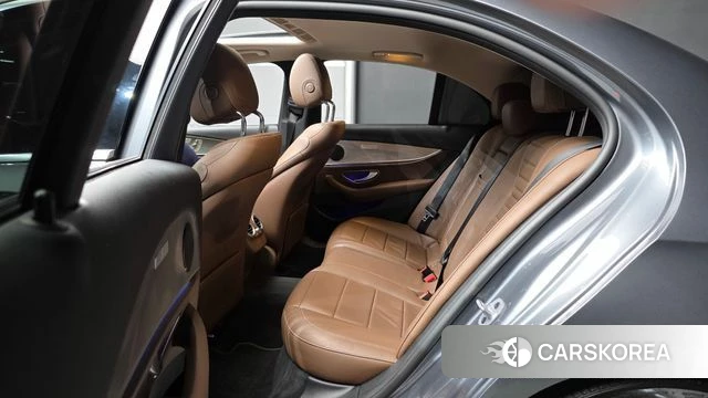 Mercedes-Benz E-Class W213 2019 Серый из Кореи, фото 3