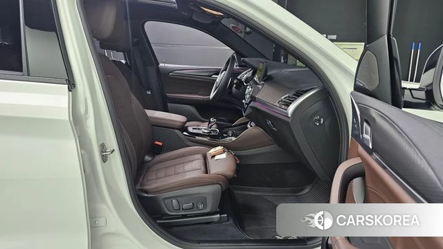 BMW X4 (G02) 2025 Белый из Кореи, фото 3