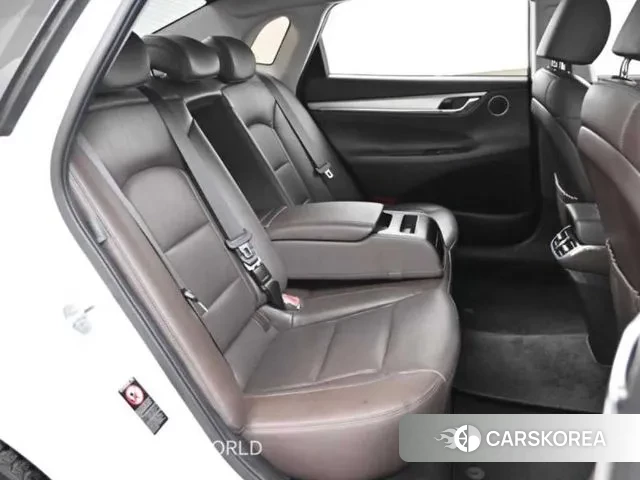 Hyundai Grandeur Hybrid (GN7) 2021 Белый из Кореи, фото 3