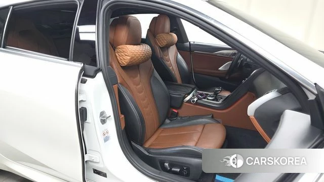 BMW 8 Series (G15) 2020 Белый из Кореи, фото 3