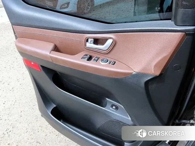 Hyundai The New Grand Starex 2018 Коричневый из Кореи, фото 3