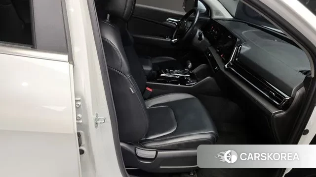 Kia Sportage 5th Generation 2021 Белый из Кореи, фото 3