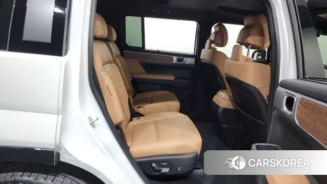 Hyundai Santa Fe (MX5) 2023 Белый из Кореи, фото 3