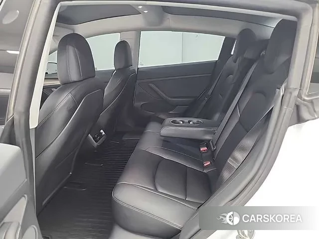 Tesla Model 3 2022 Белый из Кореи, фото 3