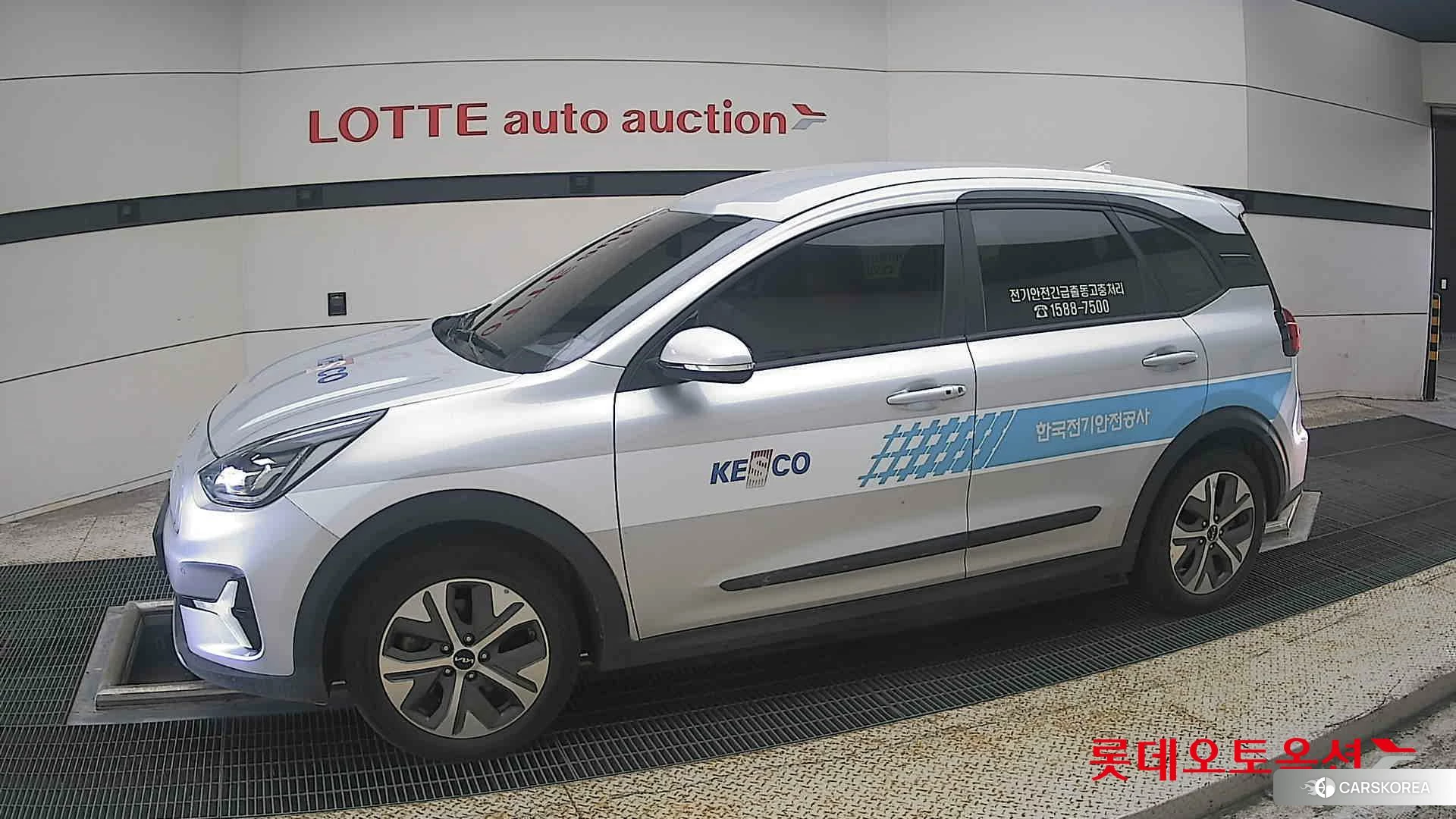 Kia Niro Plus 2023 Sparkling Silver из Кореи, фото 3