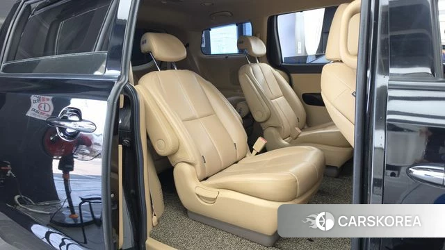 Kia The New Carnival 2019 Черный из Кореи, фото 3