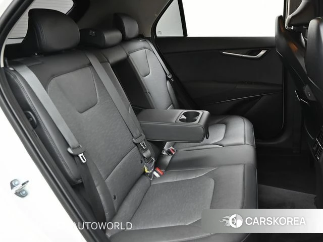 Kia Di Ol Nu Niro 2025 Белый из Кореи, фото 3