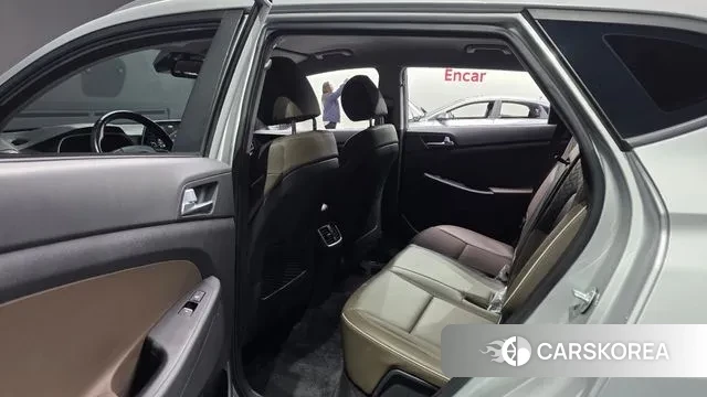 Hyundai All New Tucson 2018 Серебряный из Кореи, фото 3