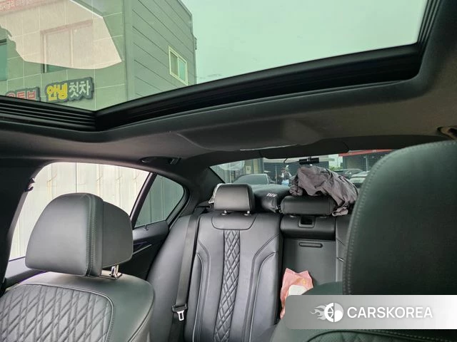 BMW 5 Series (G30) 2021 Черный из Кореи, фото 3