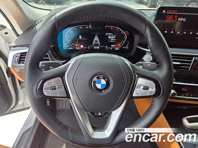 BMW 5 Series (G30) id 2669759 из Кореи 3