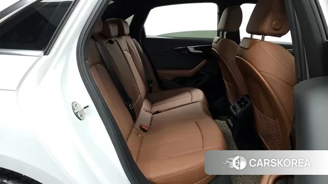 Audi A4 (B9) 2022 Белый из Кореи, фото 3