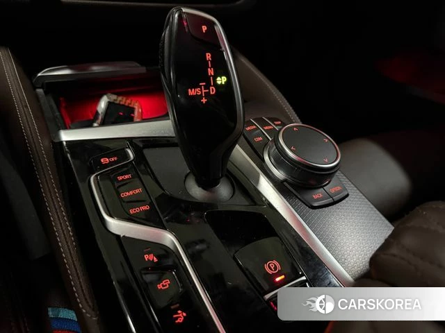 BMW 6 Series GT (G32) 2023 Белый из Кореи, фото 3