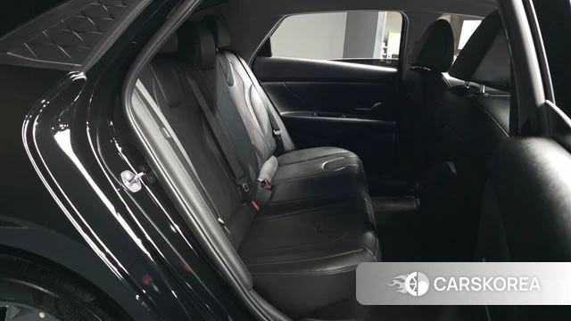 Hyundai The New Avante Hybrid (CN7) 2025 Черный из Кореи, фото 3