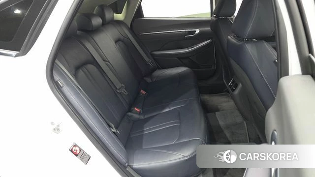 Hyundai Sonata (DN8) 2022 Белый из Кореи, фото 3