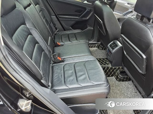 Volkswagen Tiguan second Generation 2019 Черный из Кореи, фото 3