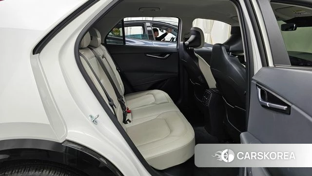 Kia Di Ol Nu Niro 2022 Белый из Кореи, фото 3