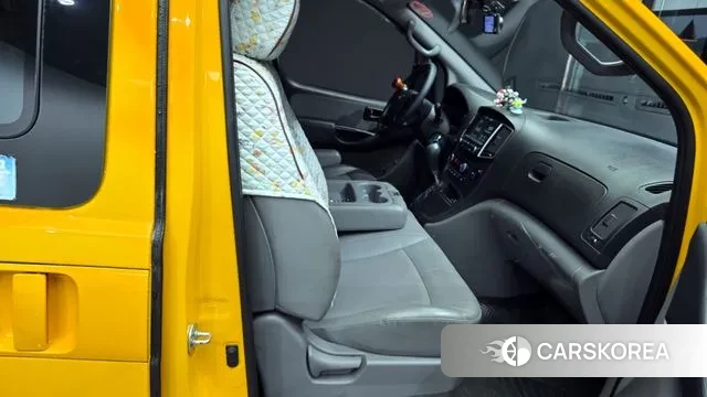 Hyundai The New Grand Starex 2018 Желтый из Кореи, фото 3