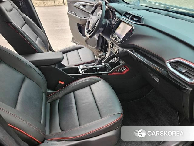 Chevrolet (GM Daewoo) Trailblazer 2023 Черный из Кореи, фото 3