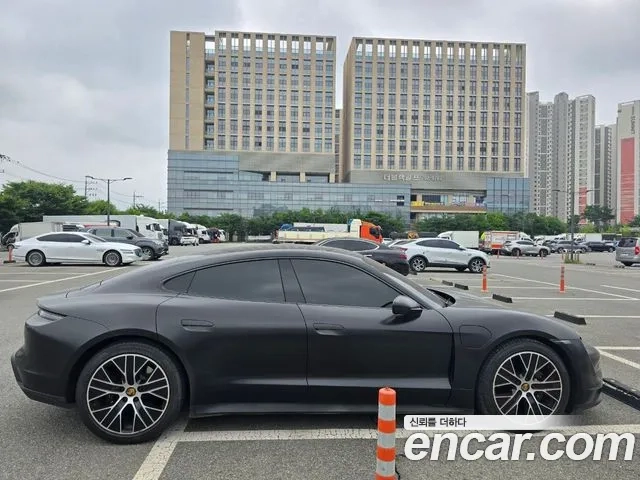 Porsche Taycan id 2910755 из Кореи 3