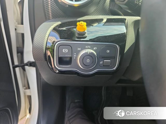 Mercedes-Benz A-Class W177 2021 Белый из Кореи, фото 3
