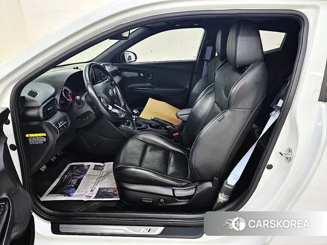 Hyundai Veloster (JS) 2018 Белый из Кореи, фото 3