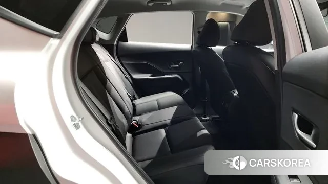 Hyundai Kona (SX2) 2024 Белый из Кореи, фото 3