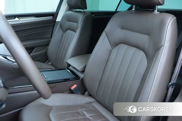 Volkswagen Huiang 2023 Черный из Китая, фото 3