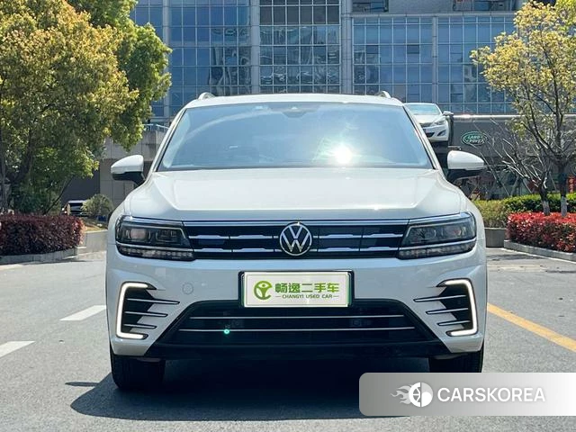 Volkswagen Tiguan L PHEV 2021 Белый из Китая, фото 3