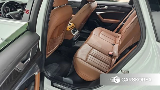 Audi A6 (C8) 2021 Белый из Кореи, фото 3