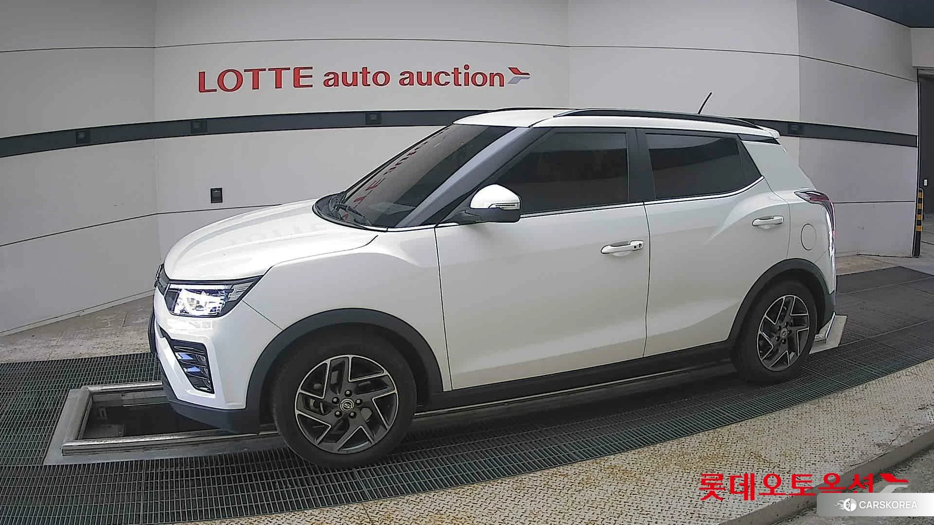 SsangYong Tivoli 2022 Grand White из Кореи, фото 3