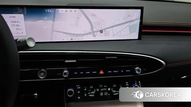 Genesis GV70 2024 Черный из Кореи, фото 3