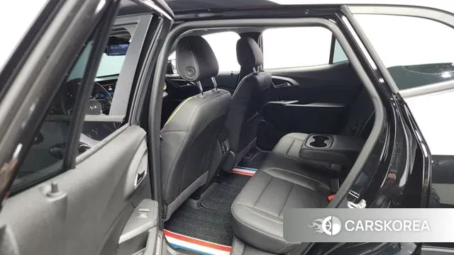 Chevrolet (GM Daewoo) Trax Crossover 2023 Черный из Кореи, фото 3