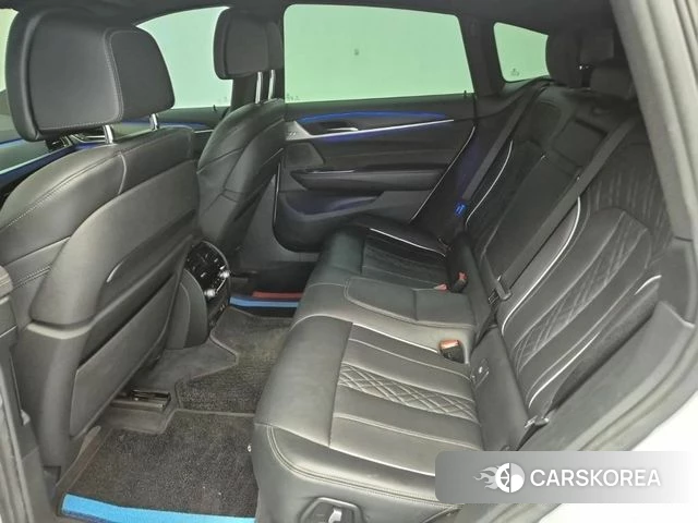 BMW 6 Series GT (G32) 2022 Белый из Кореи, фото 3