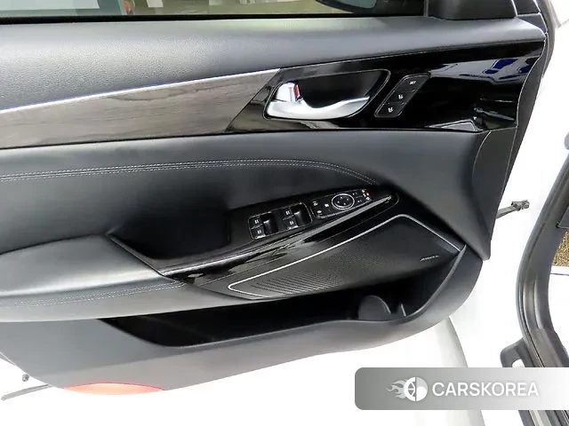 Kia K7 Premier 2019 Белый из Кореи, фото 3