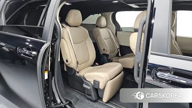 Toyota Sienna 4th Generation 2024 Черный из Кореи, фото 3