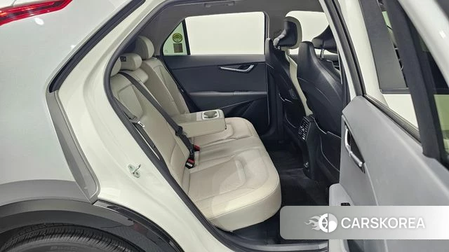 Kia Di Ol Nu Niro 2022 Белый из Кореи, фото 3