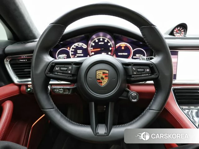 Porsche Panamera (971) 2021 Черный из Кореи, фото 3