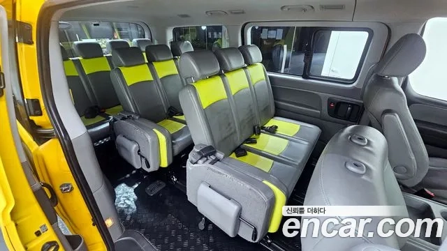 Hyundai The New Grand Starex 2018 Желтый из Кореи, фото 3