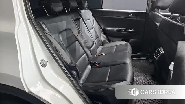 Kia Sportage 4th Generation 2018 Белый из Кореи, фото 3