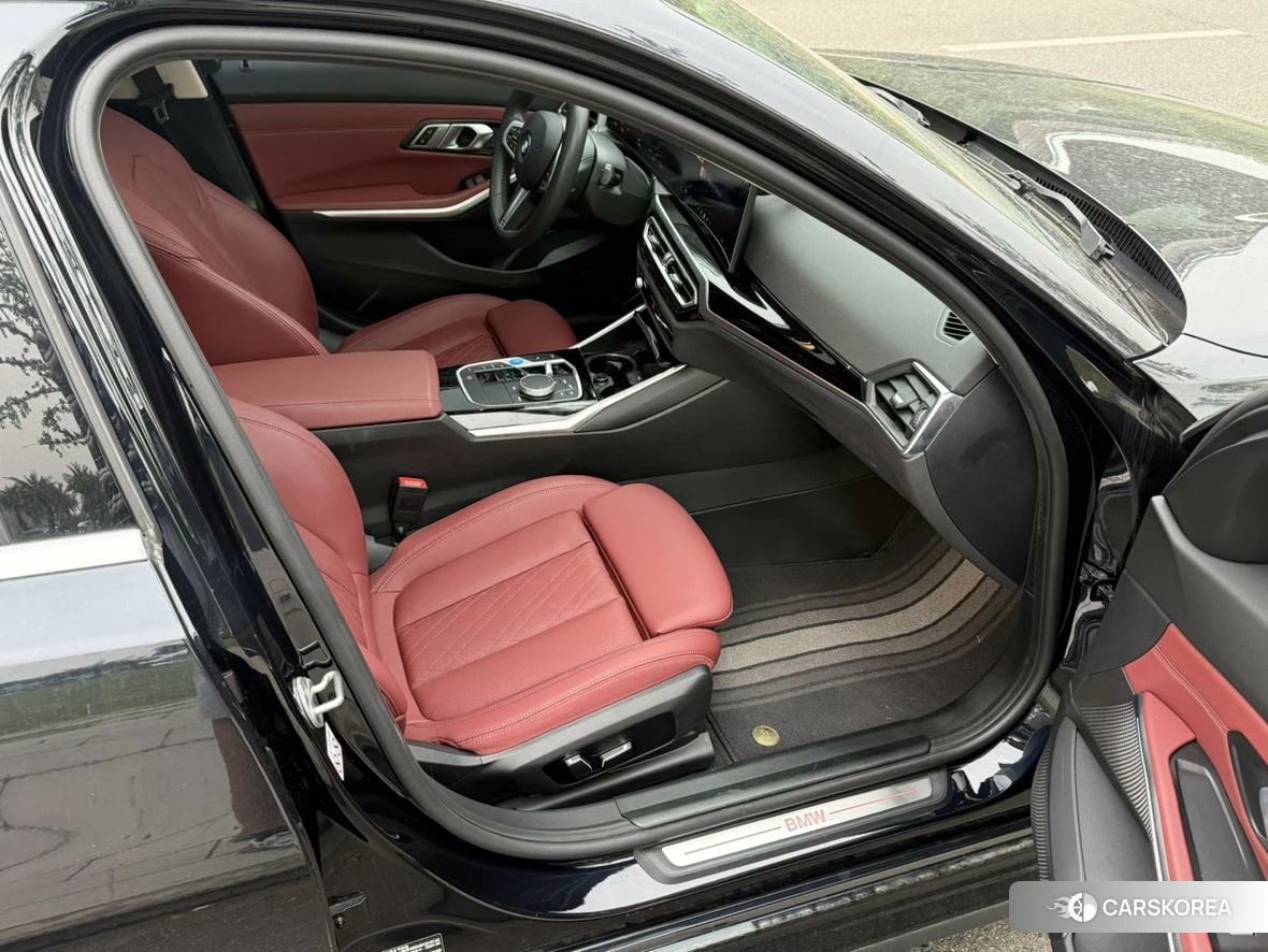 BMW i3 2023 Черный из Китая, фото 3