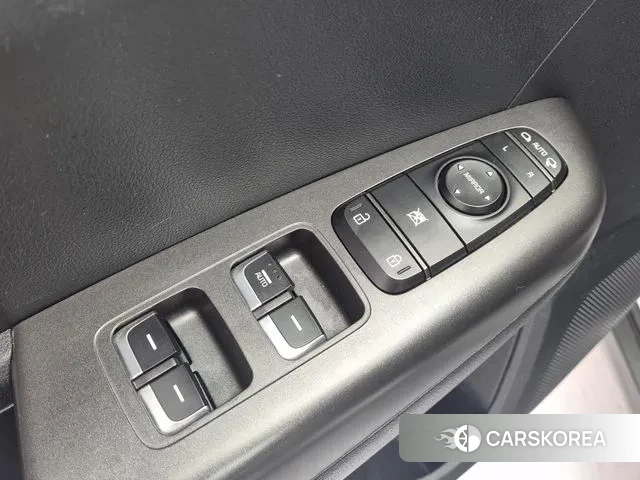 Kia Sportage The Bold 2018 Белый из Кореи, фото 3