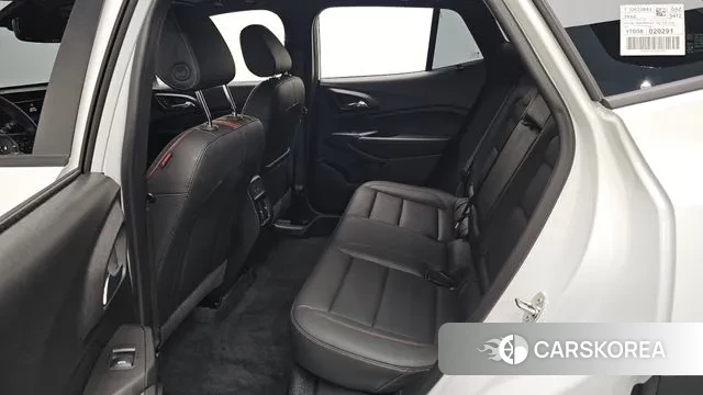 Chevrolet (GM Daewoo) Trax Crossover 2023 Белый из Кореи, фото 3