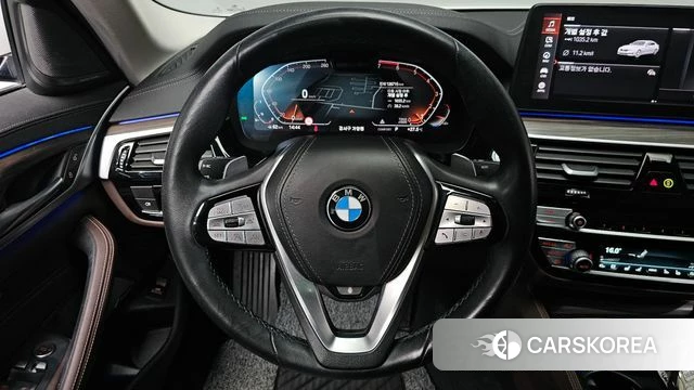 BMW 5 Series (G30) 2021 Белый из Кореи, фото 3