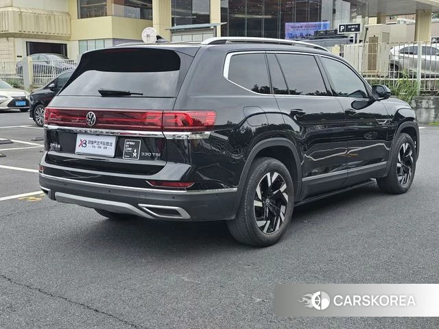Volkswagen Tourang 2021 Черный из Китая, фото 3