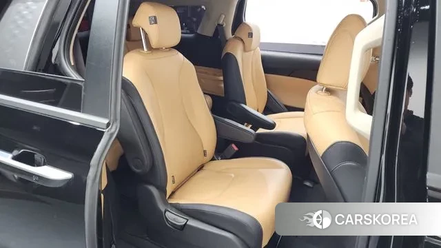 Kia Carnival 4th generation 2022 Черный из Кореи, фото 3