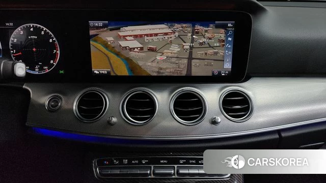 Mercedes-Benz E-Class W213 2019 Черный из Кореи, фото 3