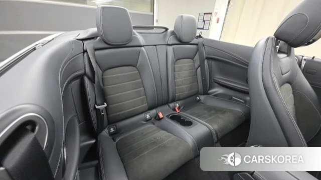 Mercedes-Benz C-Class W205 2023 Белый из Кореи, фото 3