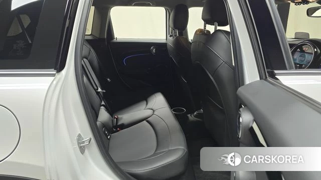 Mini Cooper 2023 Белый из Кореи, фото 3