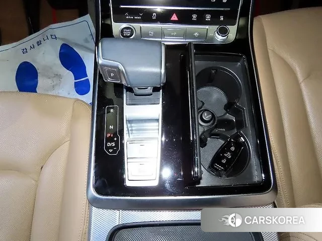 Audi Q8 (4M) 2020 Черный из Кореи, фото 3